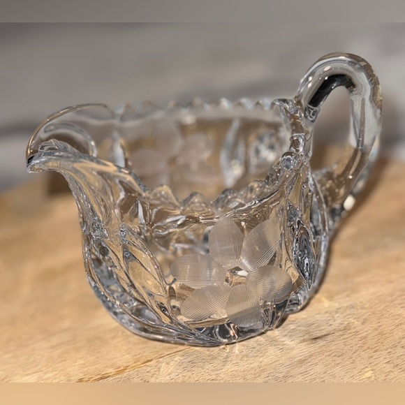 60’s Etched Pressed Glass Cream and Sugar Set - Picture 5 of 9